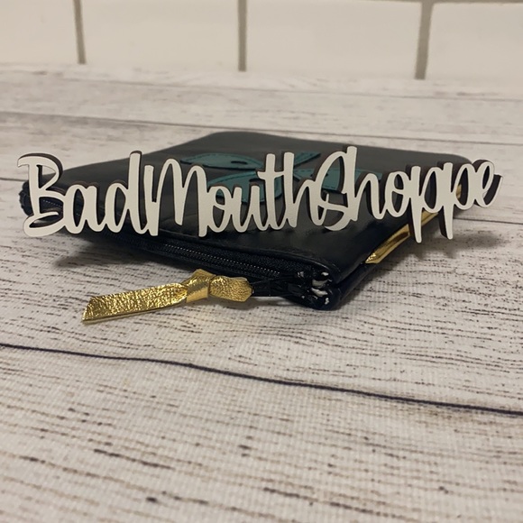 *Verona Black Handmade Specters of the Shamrock Planchette Clover Leather Pouch - Picture 4 of 5